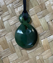 Load image into Gallery viewer, NEW ZEALAND GREENSTONE - POUNAMU - DOUBLE TWIST
