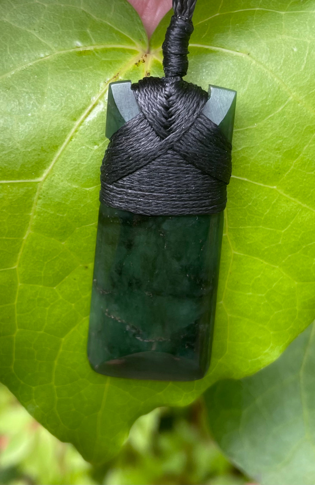 NEW ZEALAND GREENSTONE - POUNAMU - TOKI - 45MM