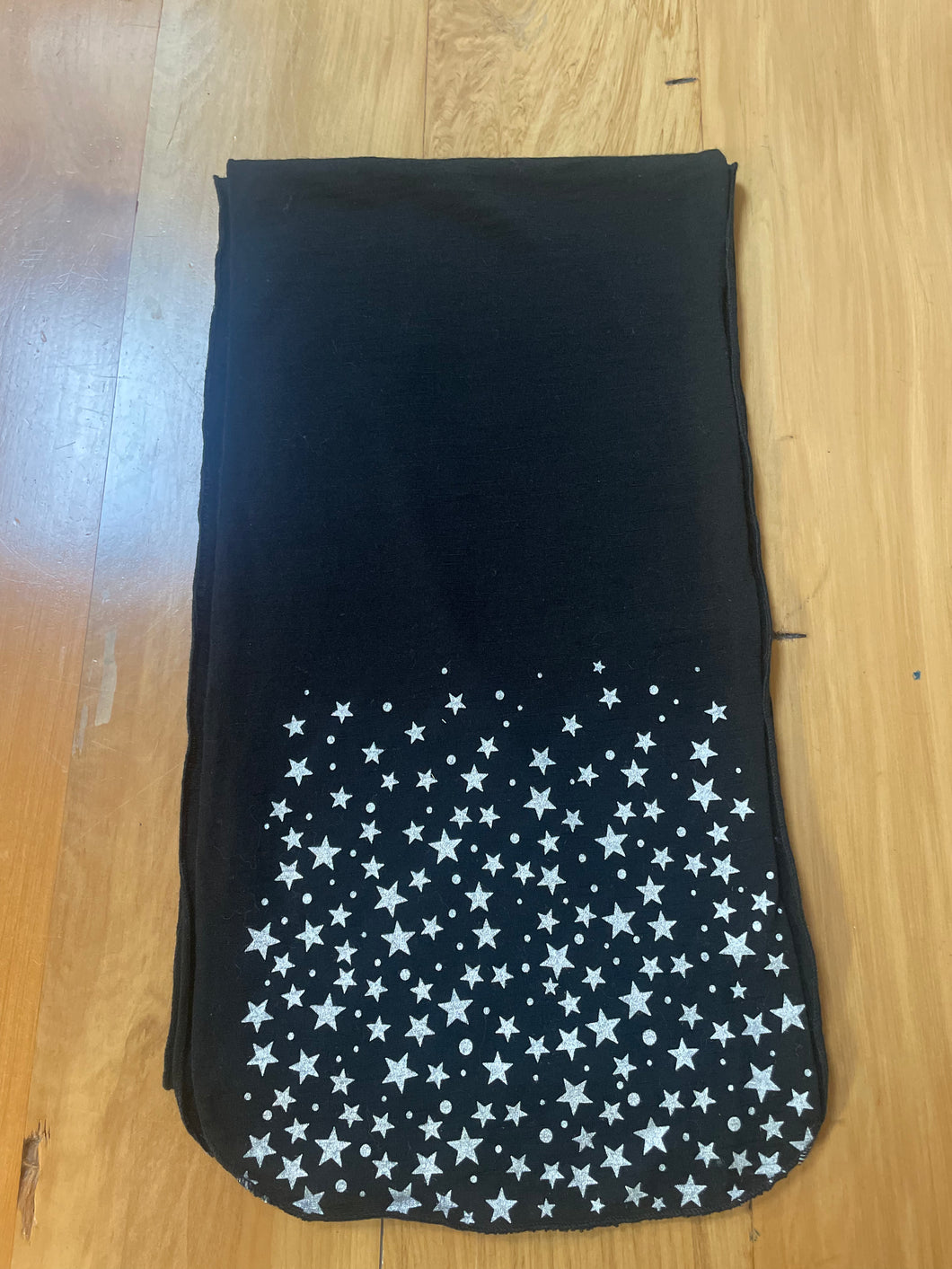 MERINO PRINTED SCARF - Black with Silver Stars