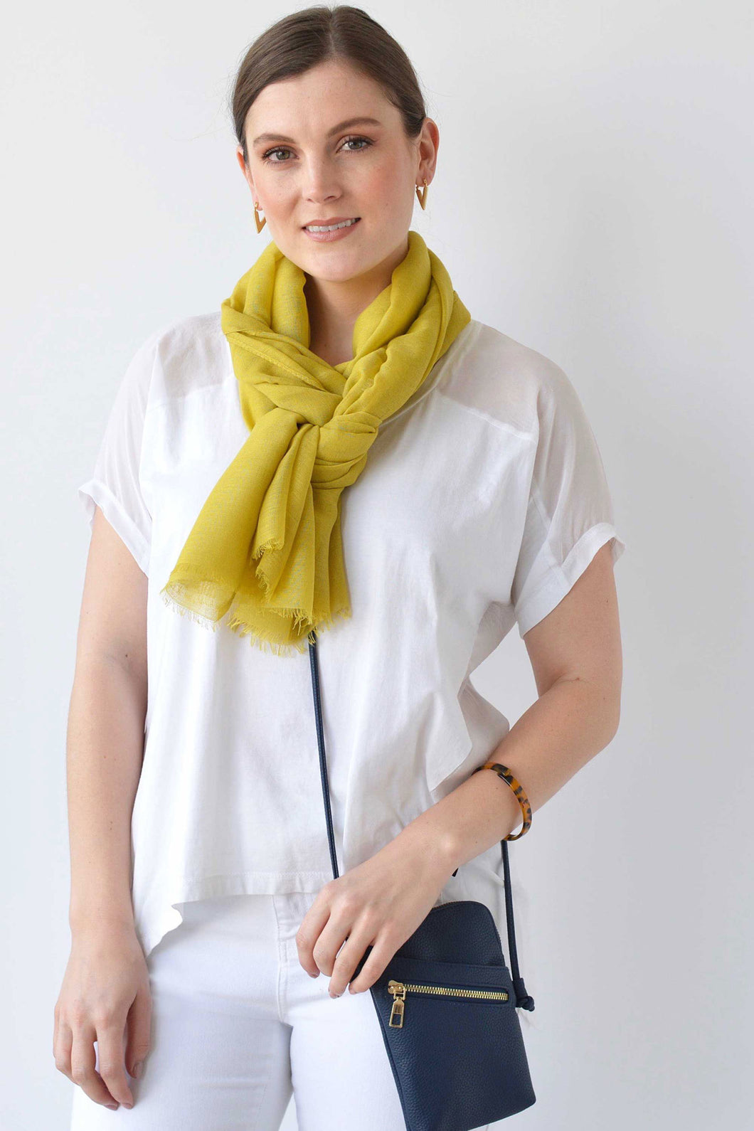 PLAIN AUTUMN SCARF - MUSTARD