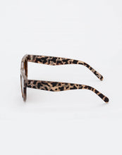 Load image into Gallery viewer, STELLA+GEMMA - SUNGLASSES - LEOPARD BROWN TUNIS
