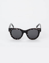 Load image into Gallery viewer, STELLA+GEMMA - SUNGLASSES - BLACK LEOPARD TUNIS
